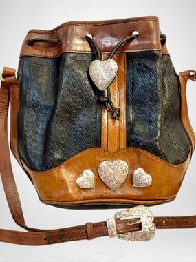 Vintage Victoria West Basket Weave Leather Embossed Silver Details Bag Purse